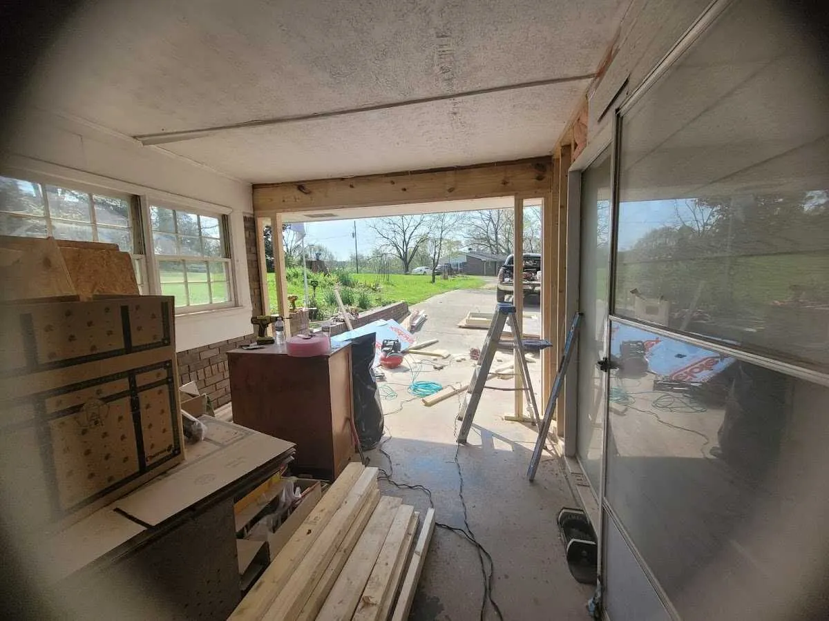 Air movers and dehumidifier for Drying & Dehumidification in Peters